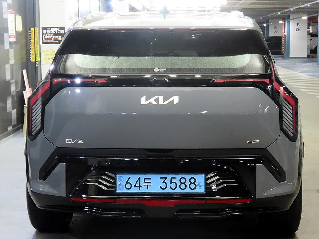 KIA EV3 - Vista 5