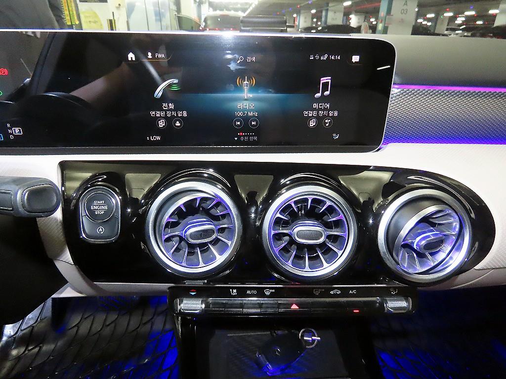 Mercedes Benz A Class - Vista 11