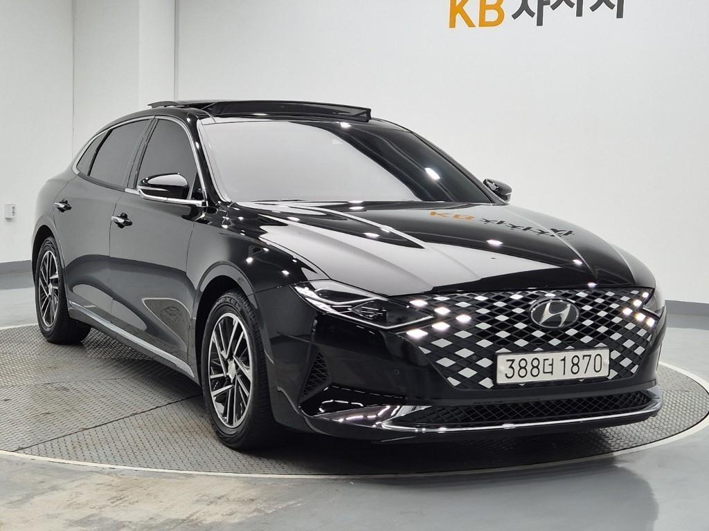 HYUNDAI Grandeur - Vista 4