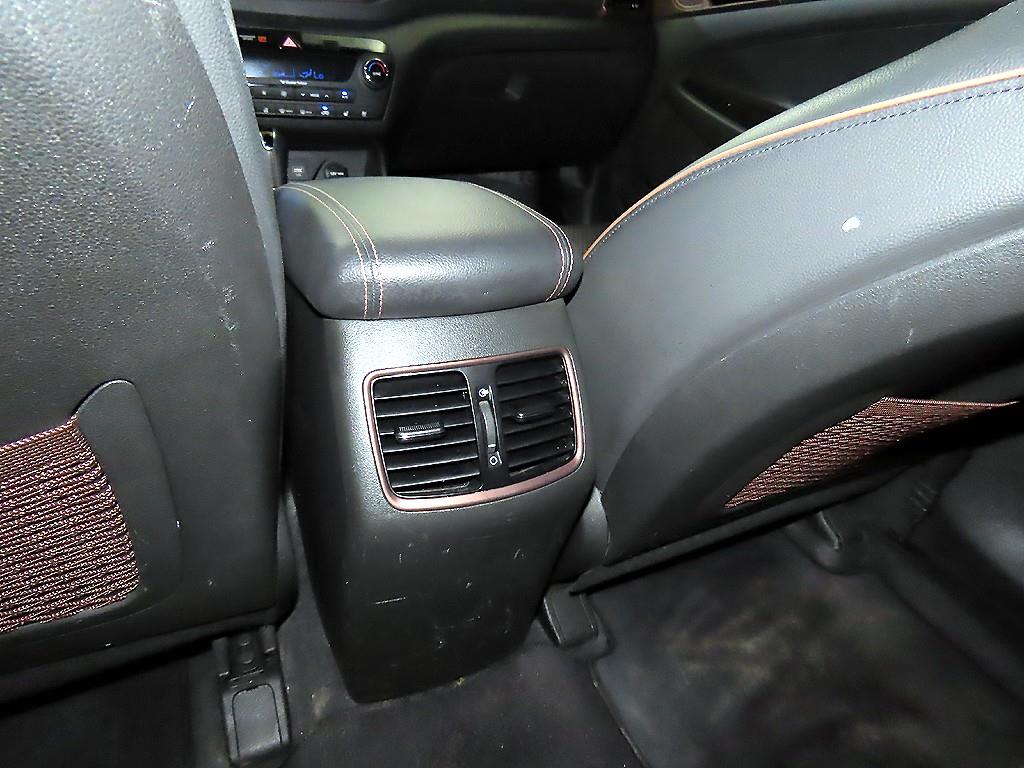 HYUNDAI Tucson 2017 Negro - Importación desde Corea - HF Imports Iquique - Foto 17