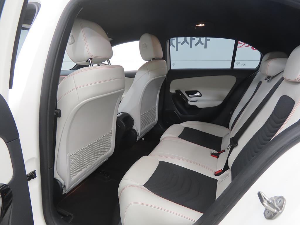 Mercedes Benz A Class - Vista 6