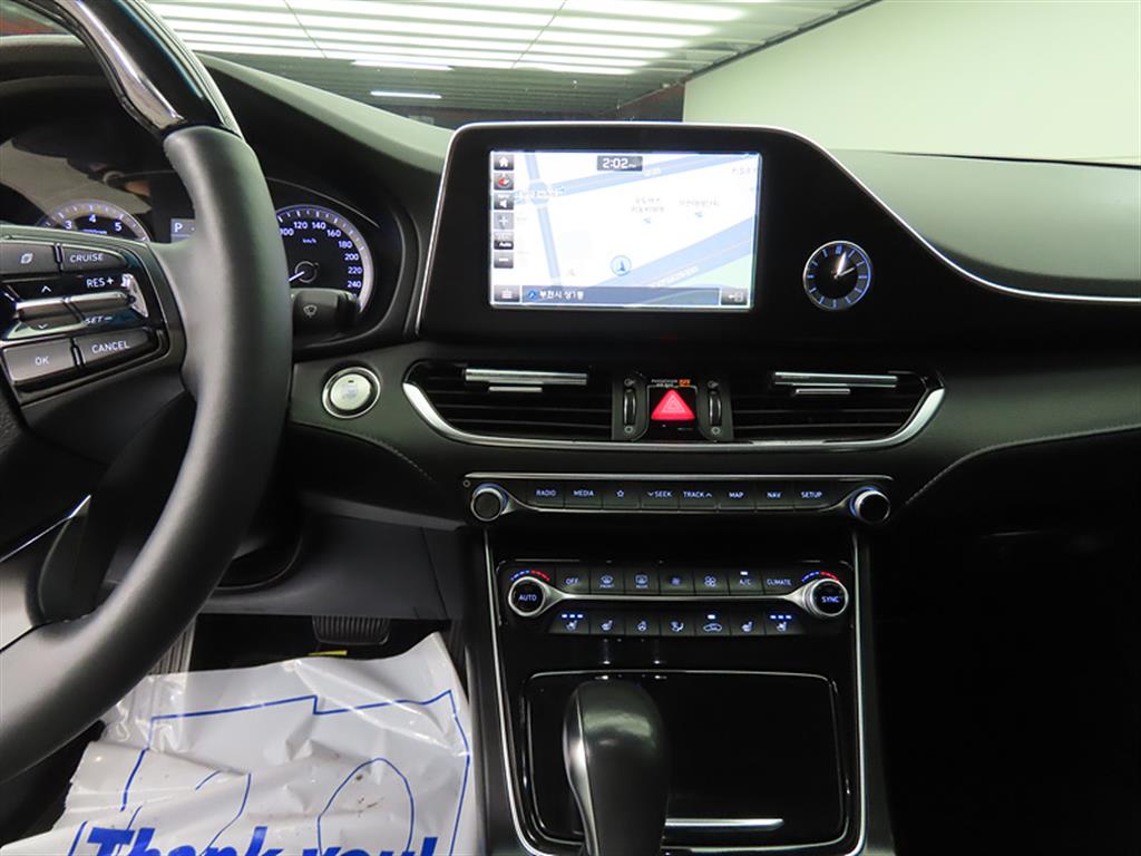 HYUNDAI Grandeur - Vista 12