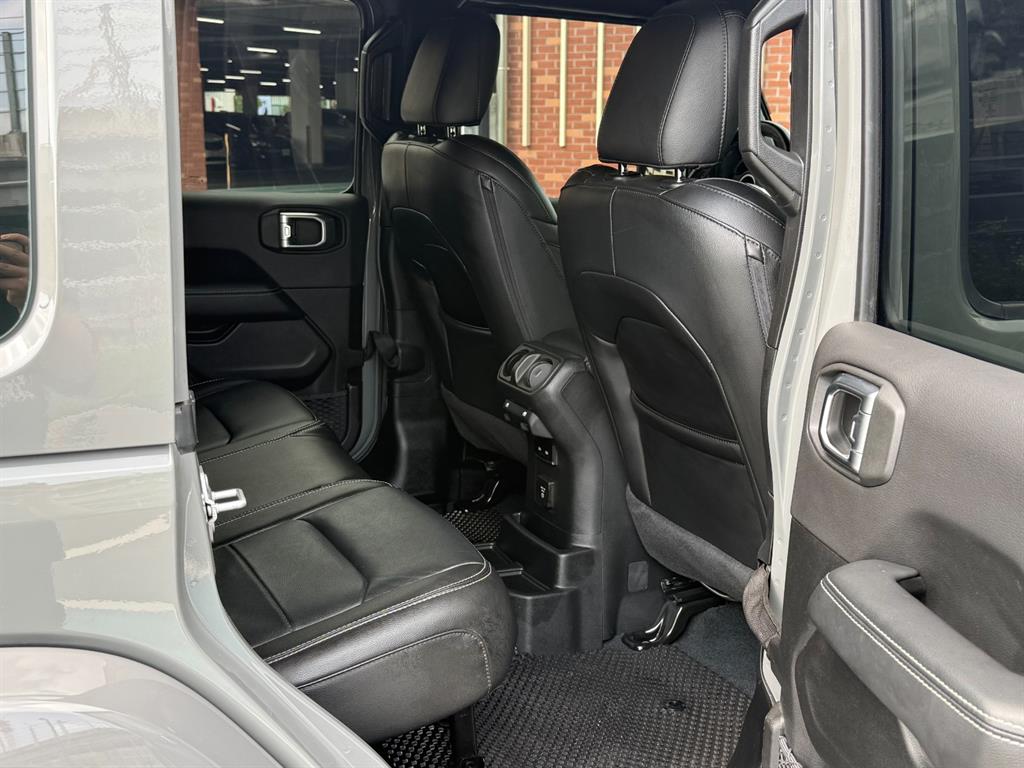 Jeep Wrangler - Vista 8