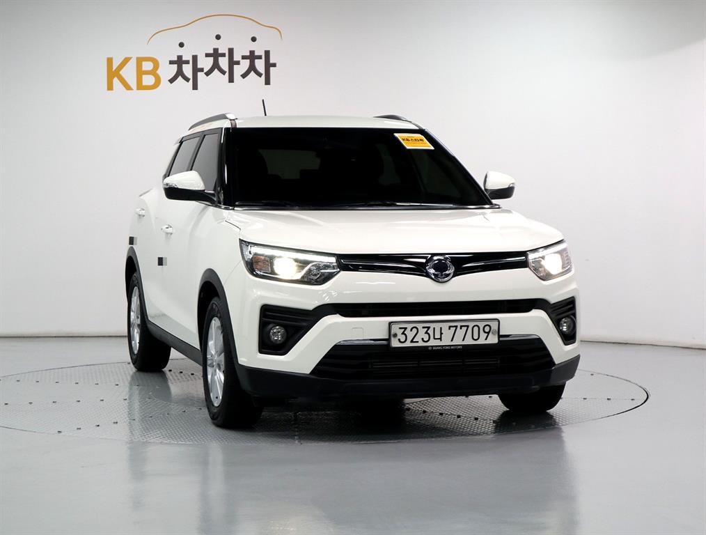 Ssangyong Tivoli - Vista 2