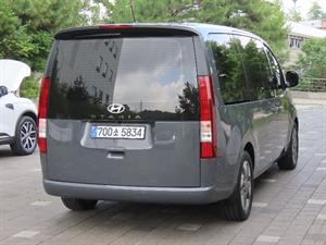 HYUNDAI Staria - Vista 6