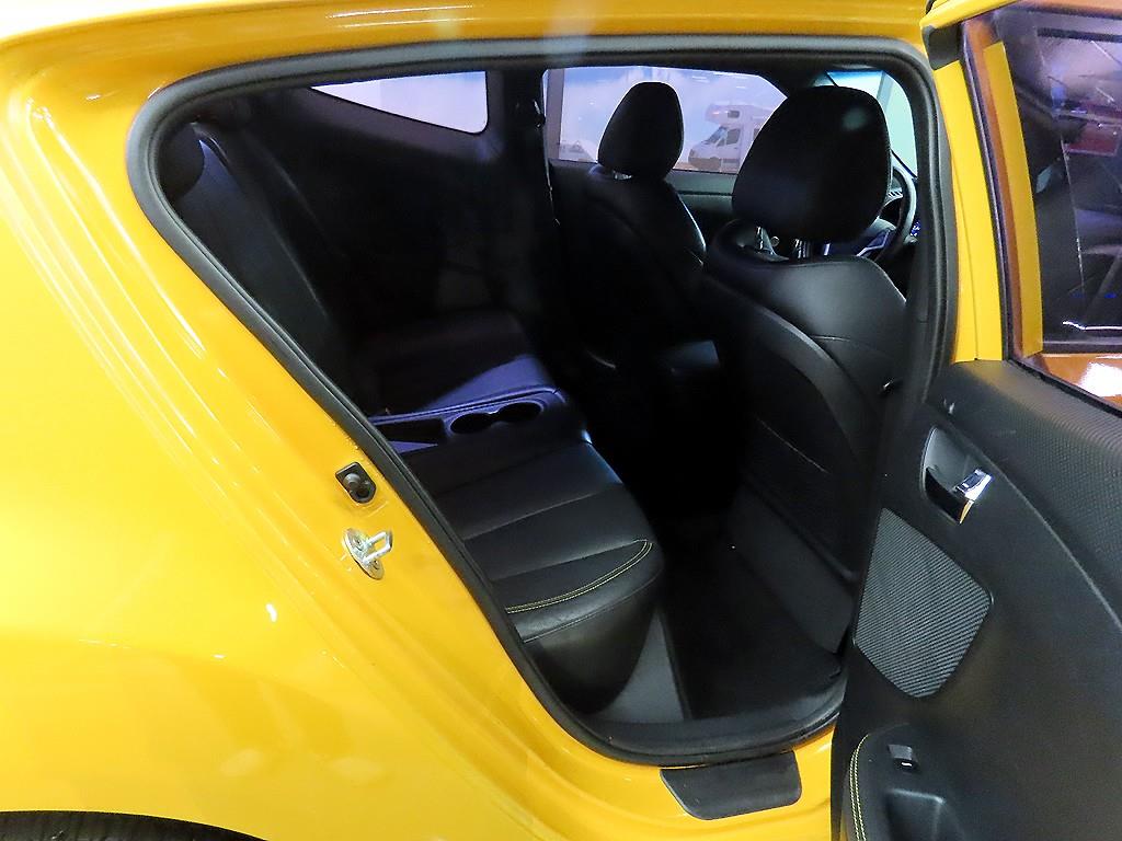 HYUNDAI Veloster - Vista 7