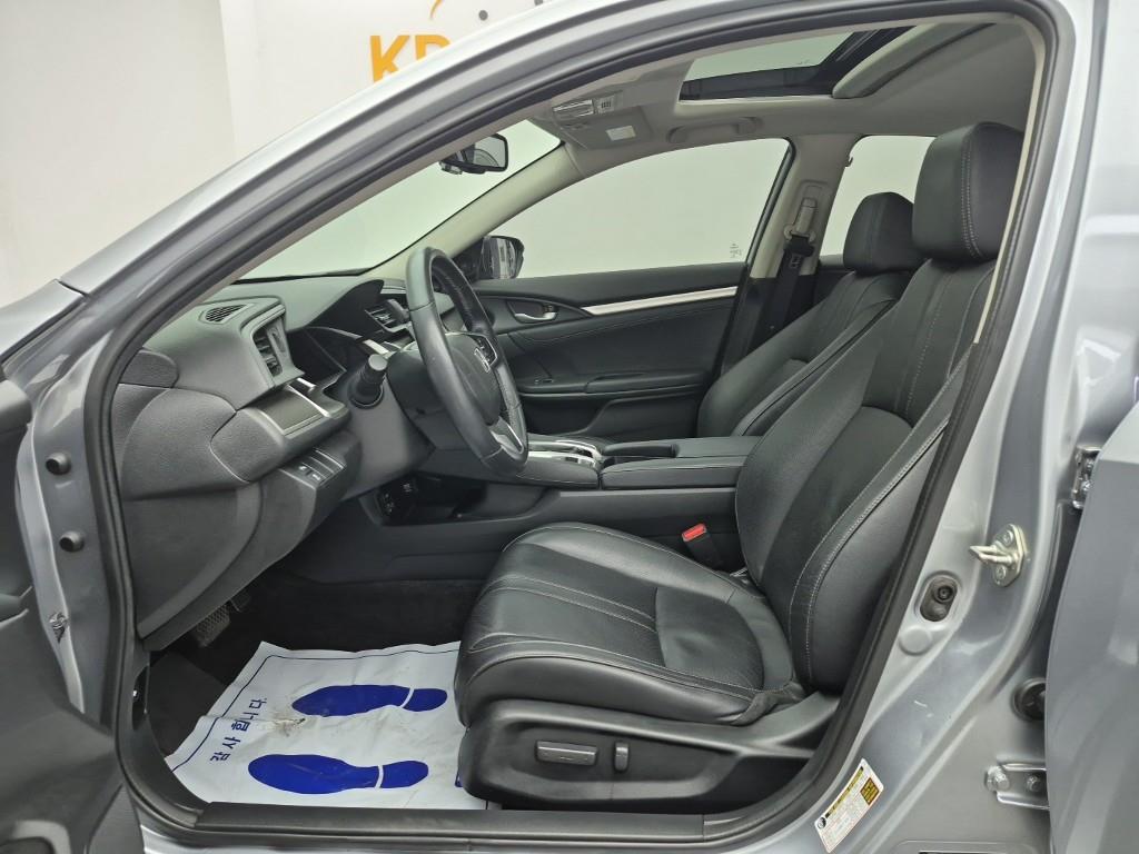 Honda Civic - Vista 11