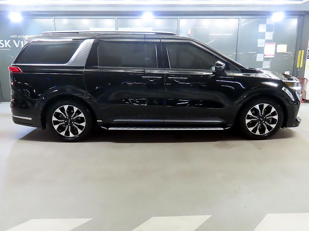 KIA Carnival - Vista 3