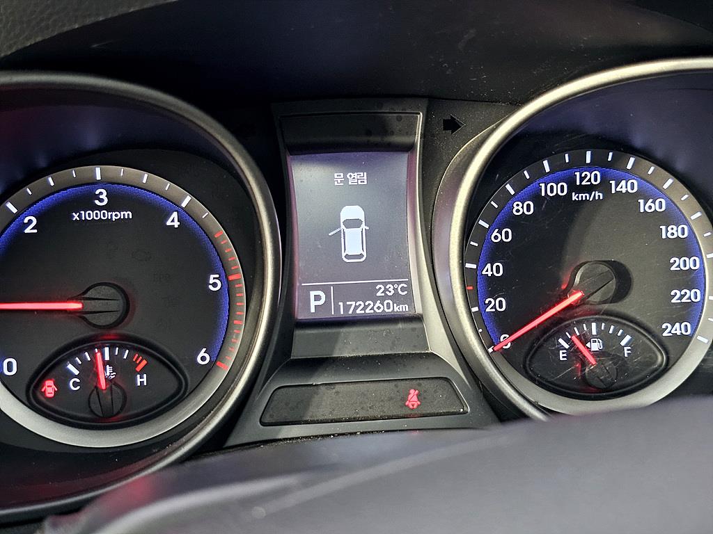 HYUNDAI Santa Fe - Vista 7