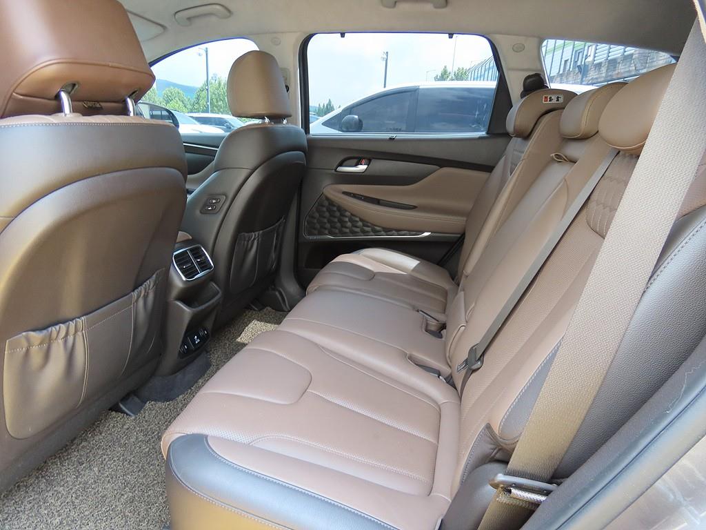 HYUNDAI Santa Fe - Vista 7