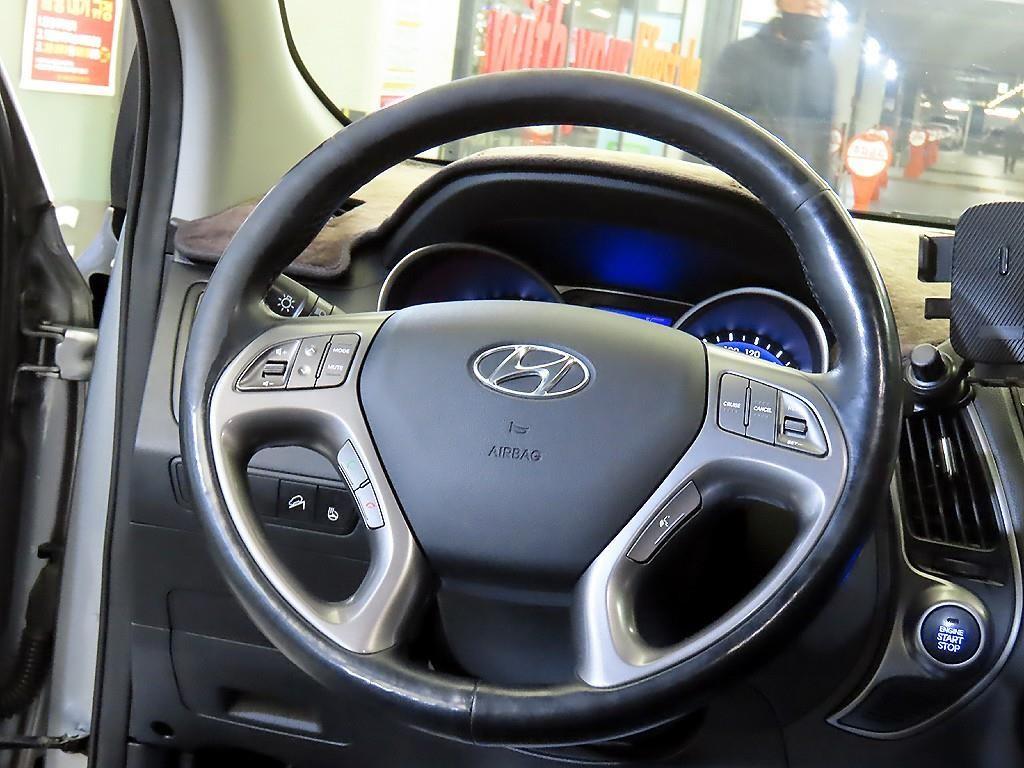 HYUNDAI Tucson - Vista 7