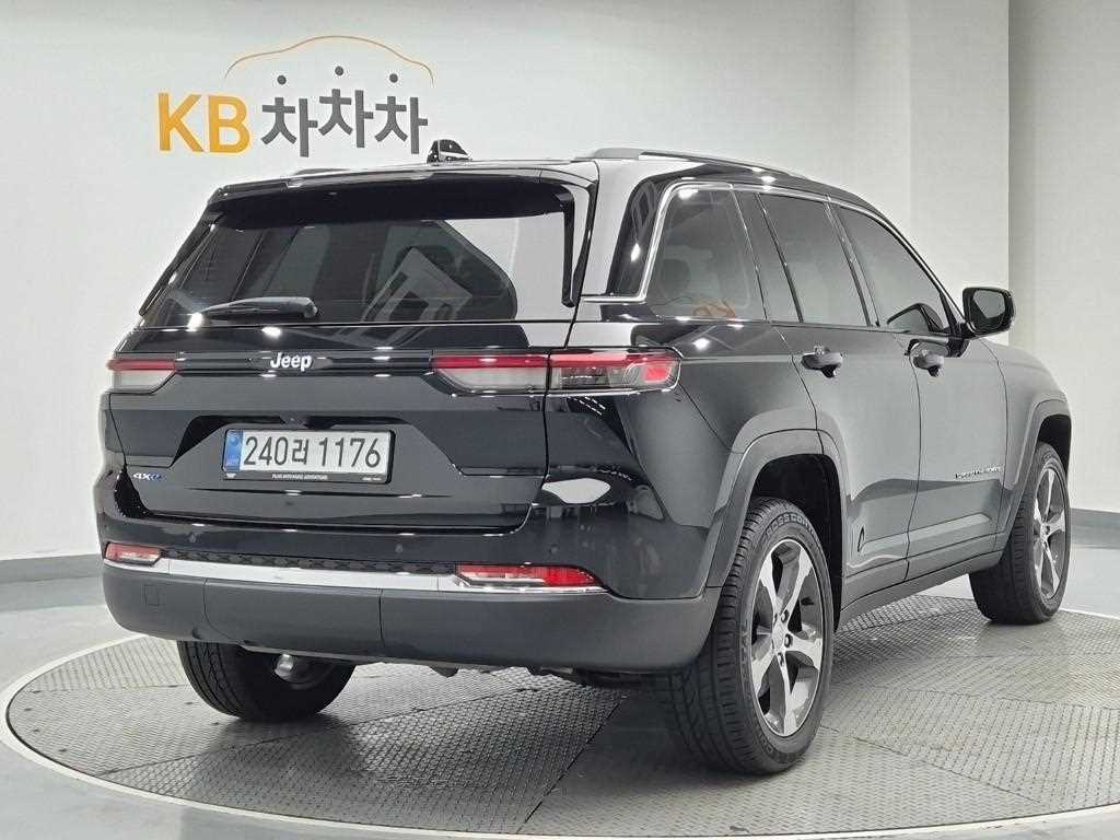Jeep Cherokee - Vista 3