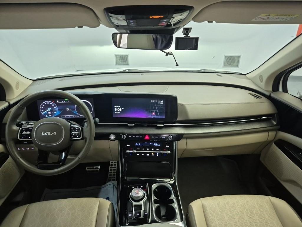KIA Carnival - Vista 7