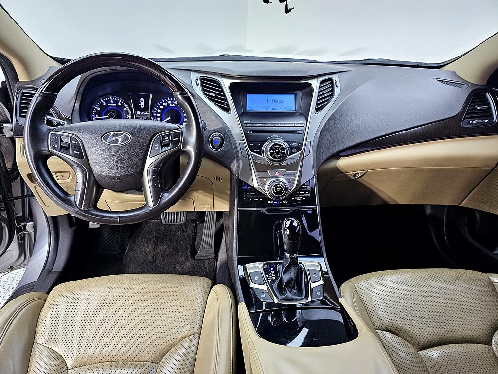 HYUNDAI Grandeur - Vista 5