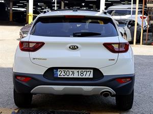 KIA Stonic - Vista 6