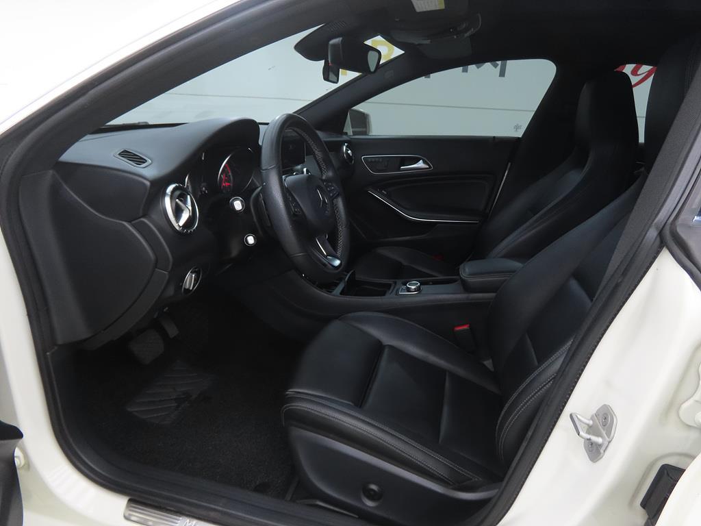 Mercedes Benz CLA Class - Vista 5