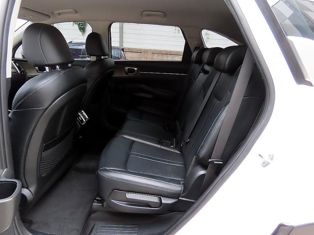 KIA Sorento - Vista 6