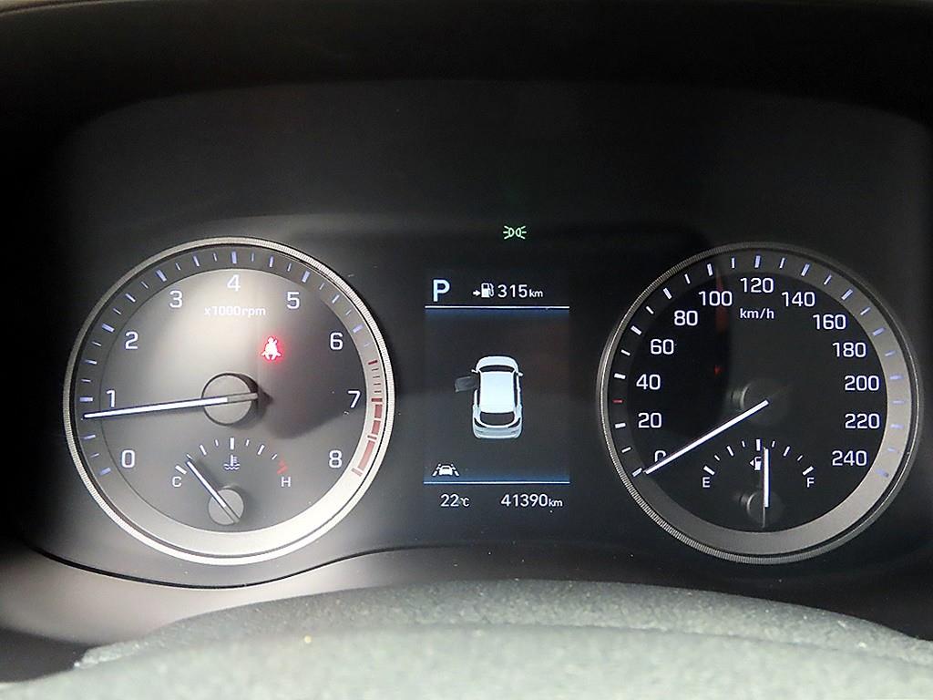 HYUNDAI Tucson - Vista 8