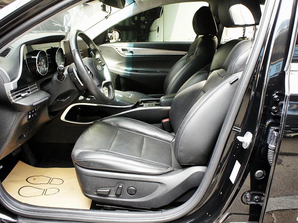 HYUNDAI Grandeur - Vista 9