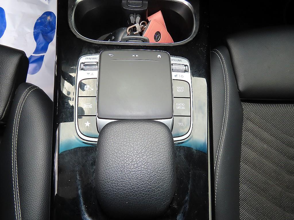 Mercedes Benz A Class - Vista 12
