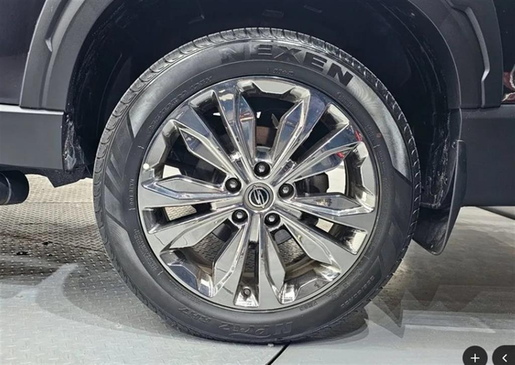 Ssangyong Rexton - Vista 6
