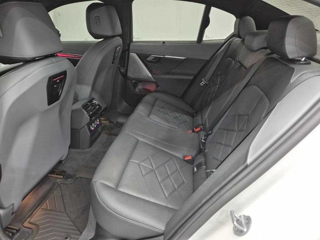 BMW 5 Series - Vista 12