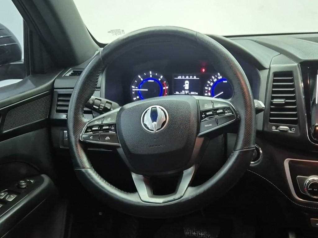 Ssangyong Rexton - Vista 9