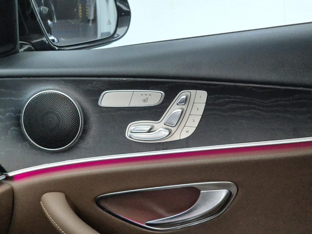 Mercedes Benz E class 2017 Negro - Importación desde Corea - HF Imports Iquique - Foto 17