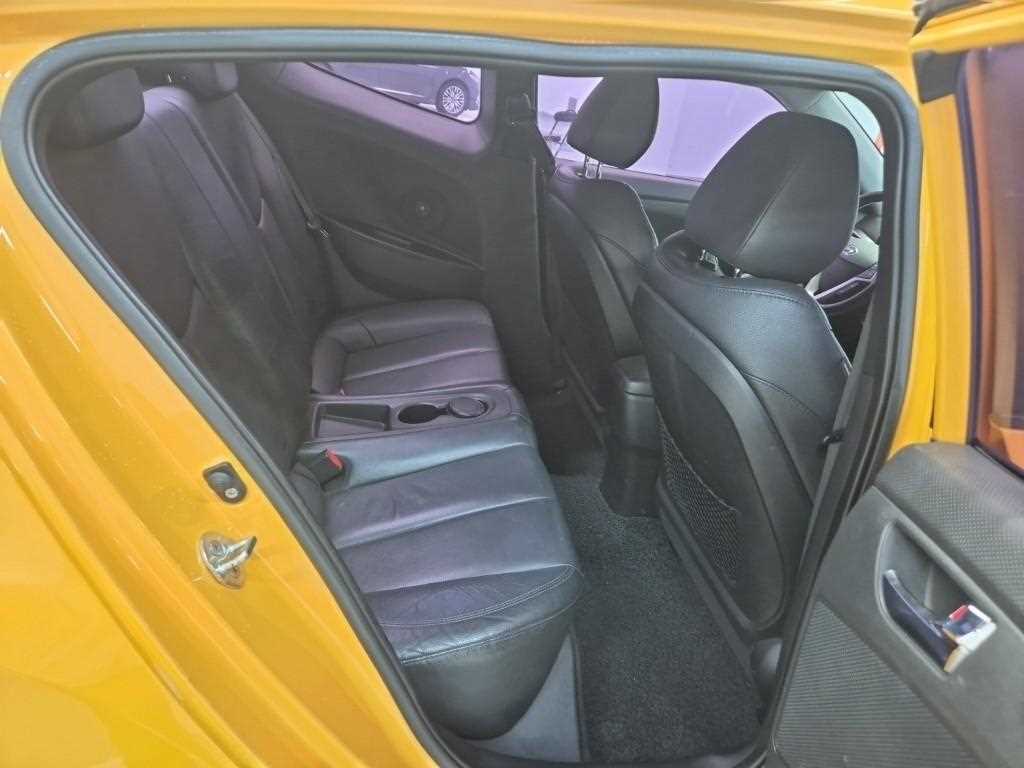 HYUNDAI Veloster - Vista 12