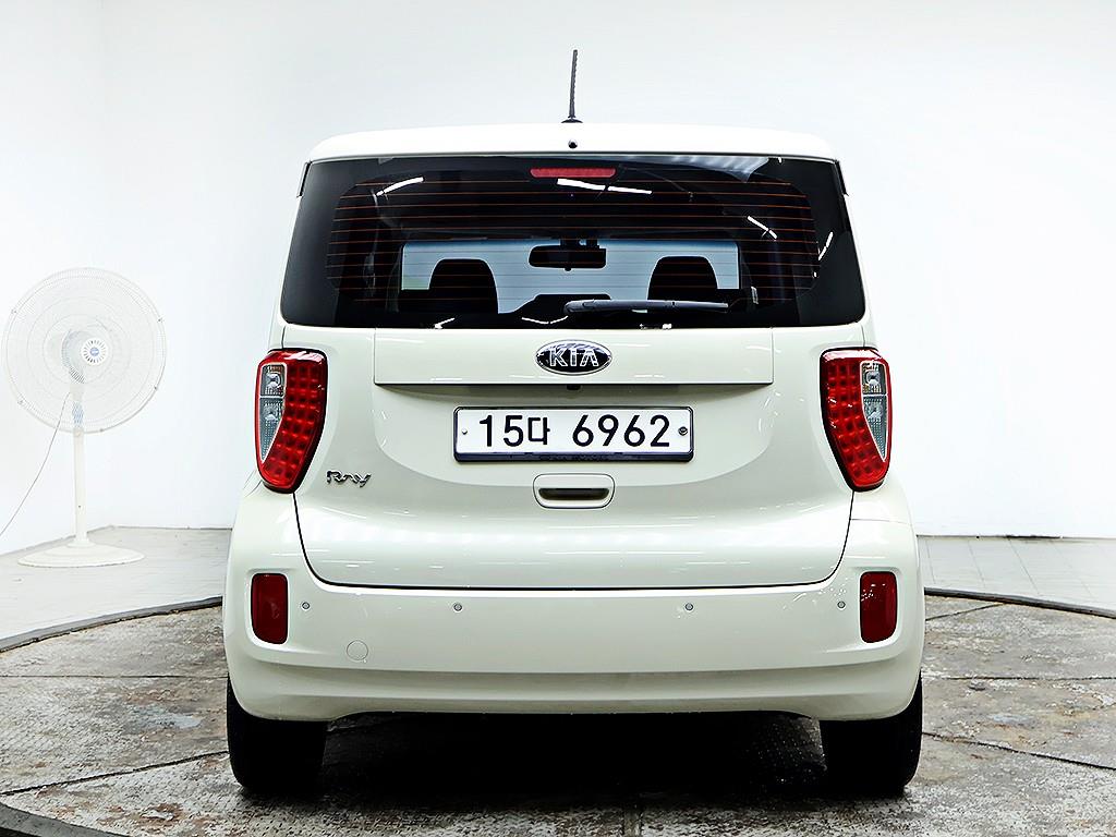 KIA Ray - Vista 5