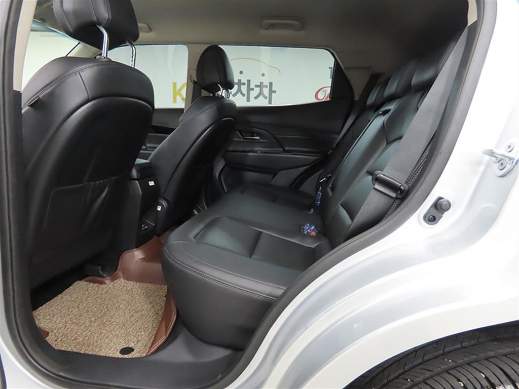 Ssangyong Korando - Vista 6