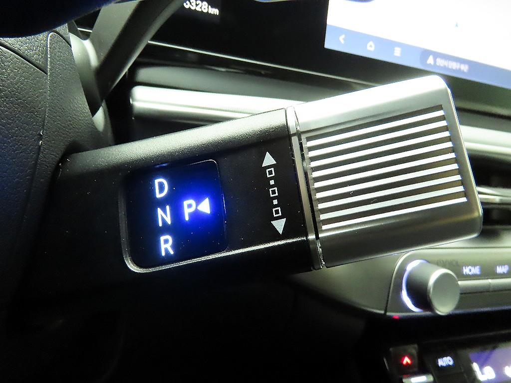 HYUNDAI Grandeur - Vista 10