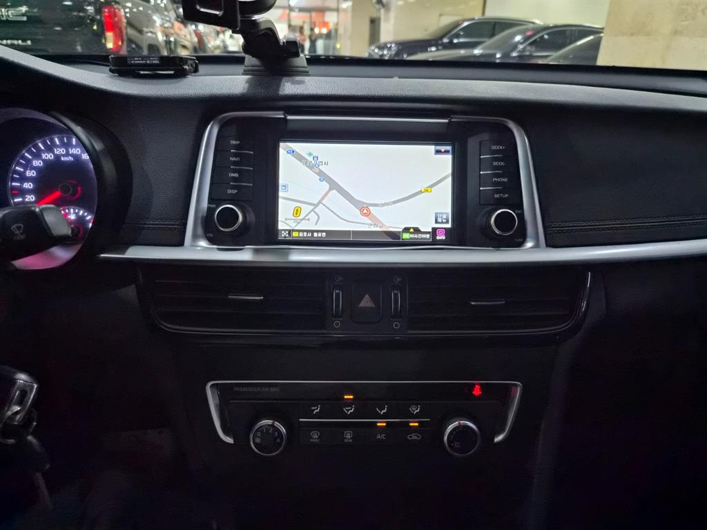 KIA K5 - Vista 10