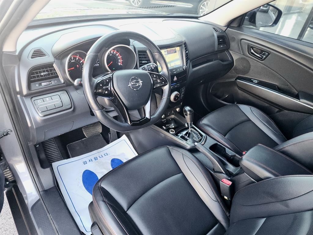 Ssangyong Tivoli - Vista 6