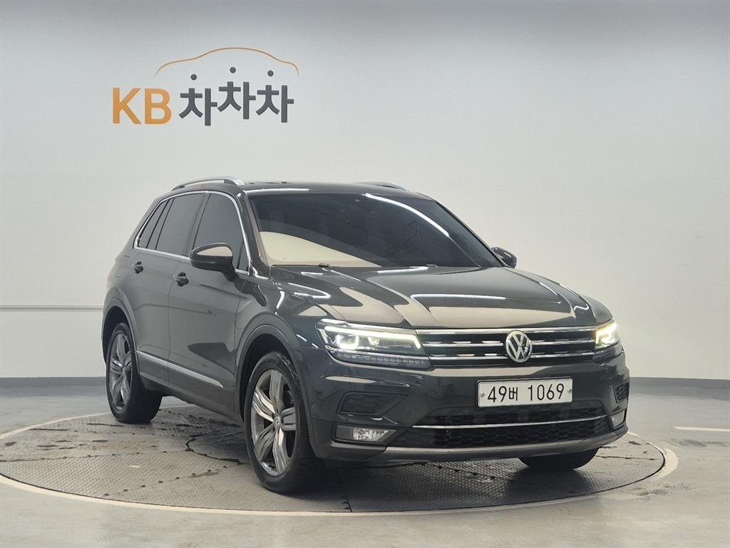 Volkswagen Tiguan - Vista 4