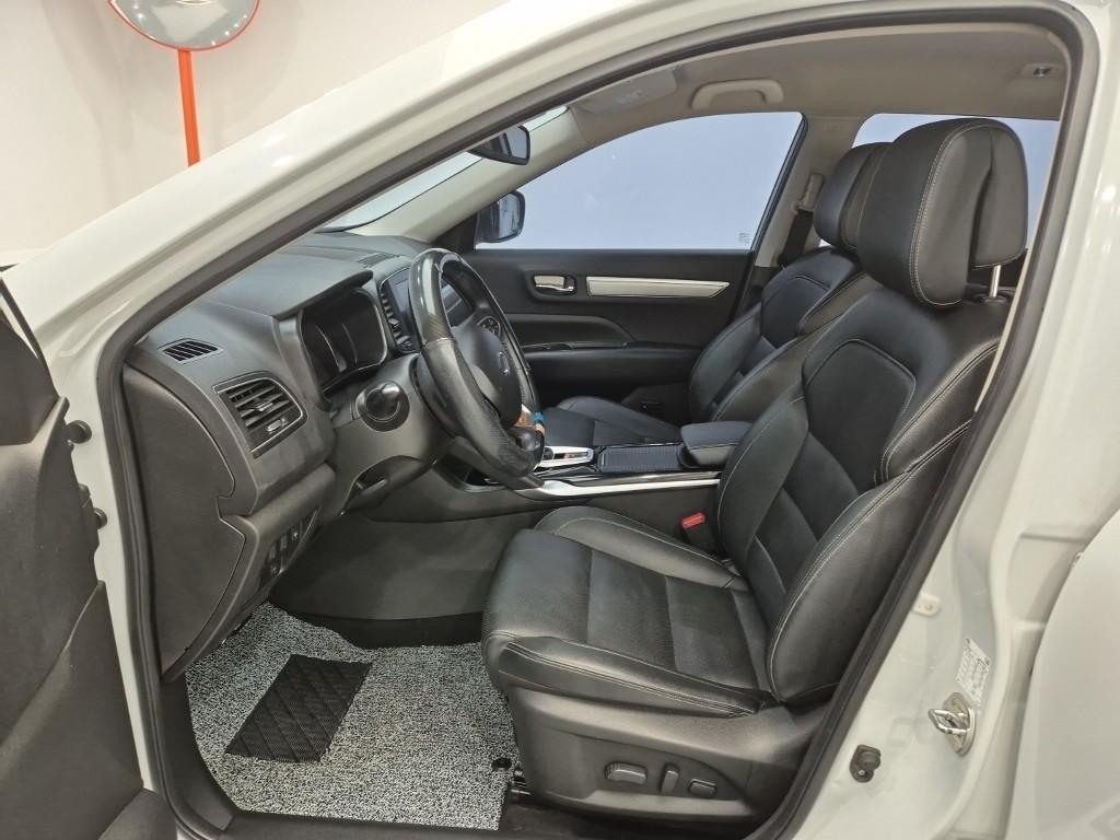 SAMSUNG QM6 2021 Blanco - Importación desde Corea - HF Imports Iquique - Foto 13