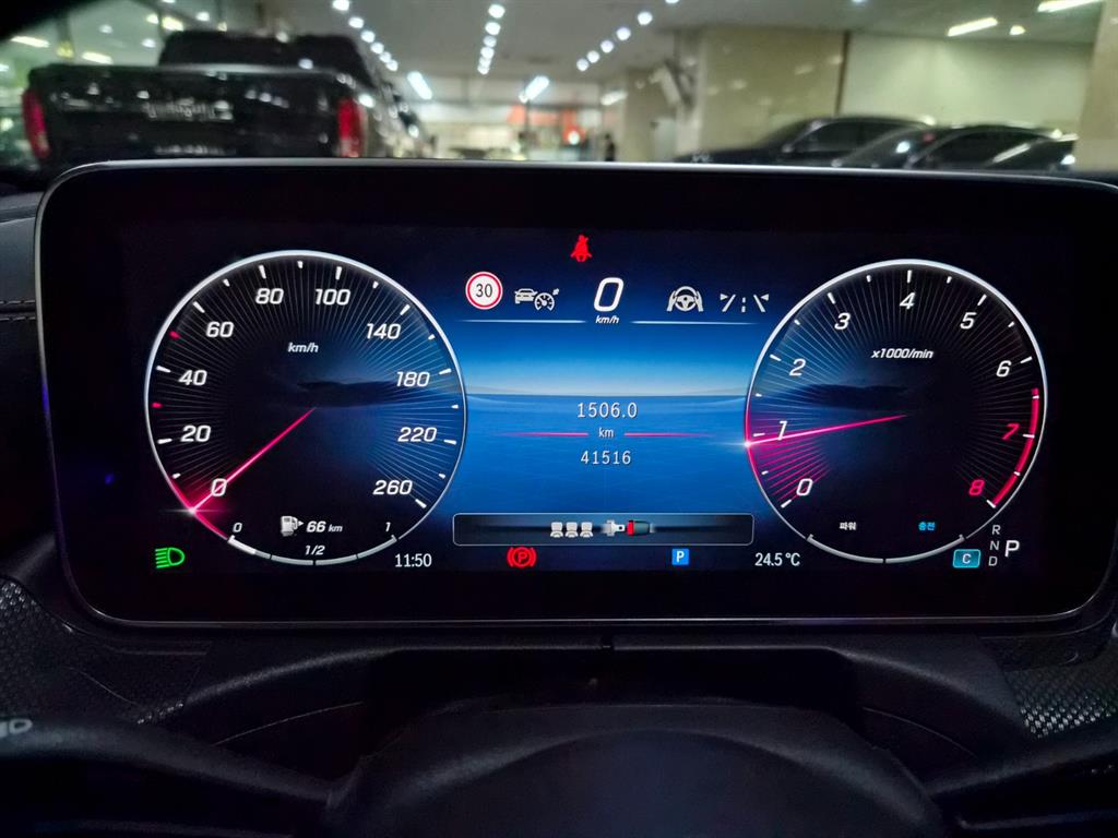 Mercedes Benz C Class - Vista 6