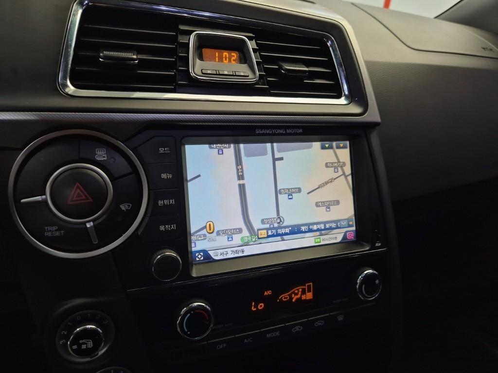 Ssangyong Korando - Vista 12