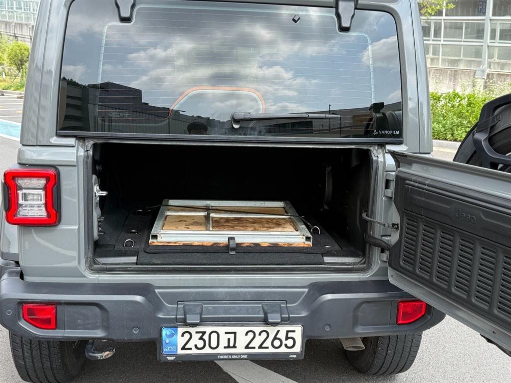 Jeep Wrangler - Vista 7