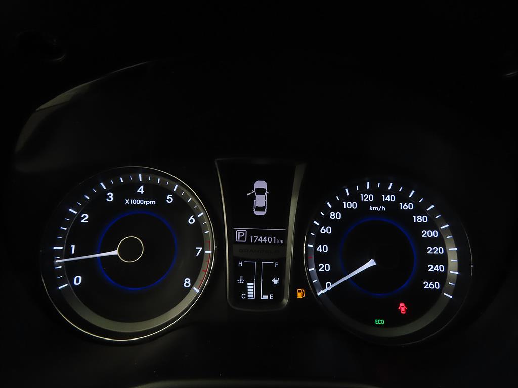HYUNDAI Grandeur - Vista 9