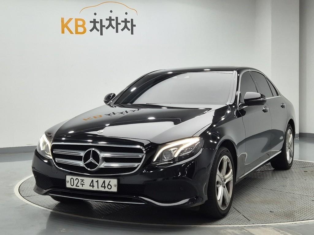 Mercedes Benz E class 2017 Negro - Importación desde Corea - HF Imports Iquique - Foto 1