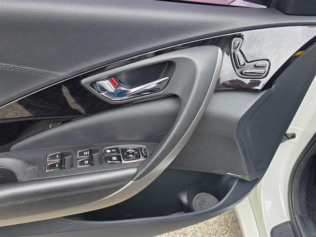 HYUNDAI Grandeur 2014 Blanco - Importación desde Corea - HF Imports Iquique - Foto 16