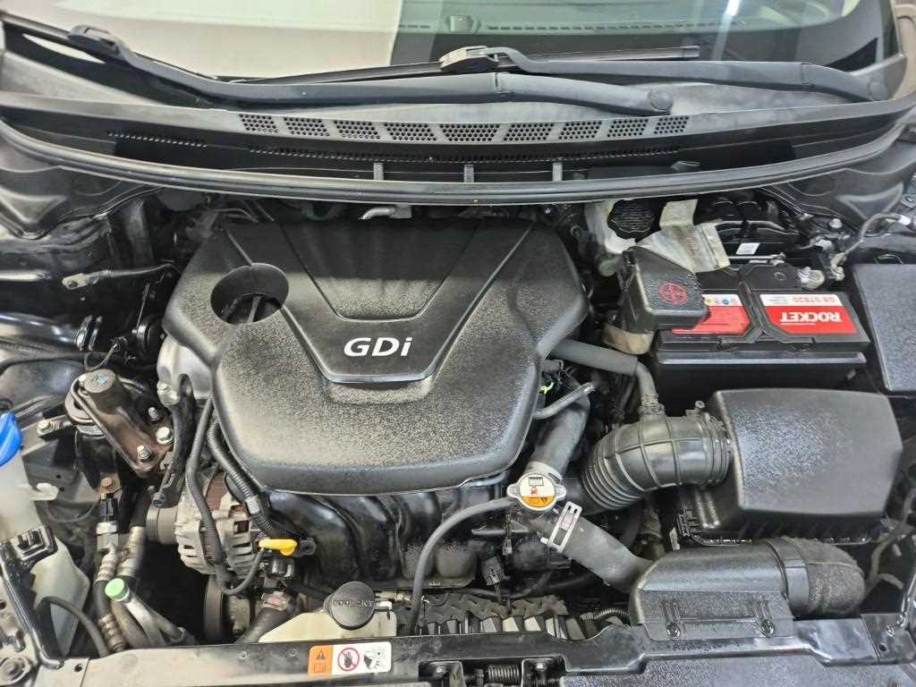 KIA K3 - Vista 5