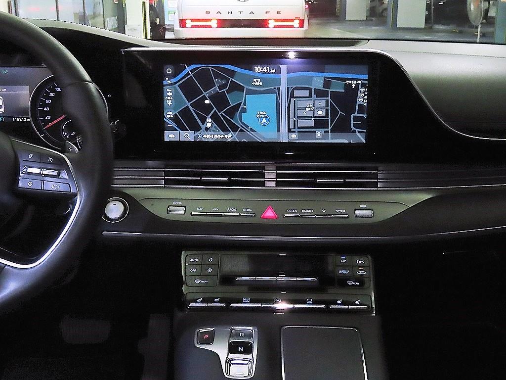 HYUNDAI Grandeur - Vista 11