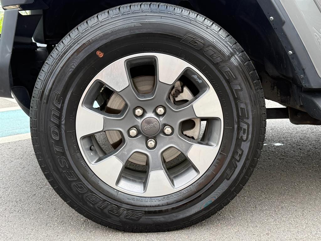 Jeep Wrangler 2022 Gris - Importación desde Corea - HF Imports Iquique - Foto 19