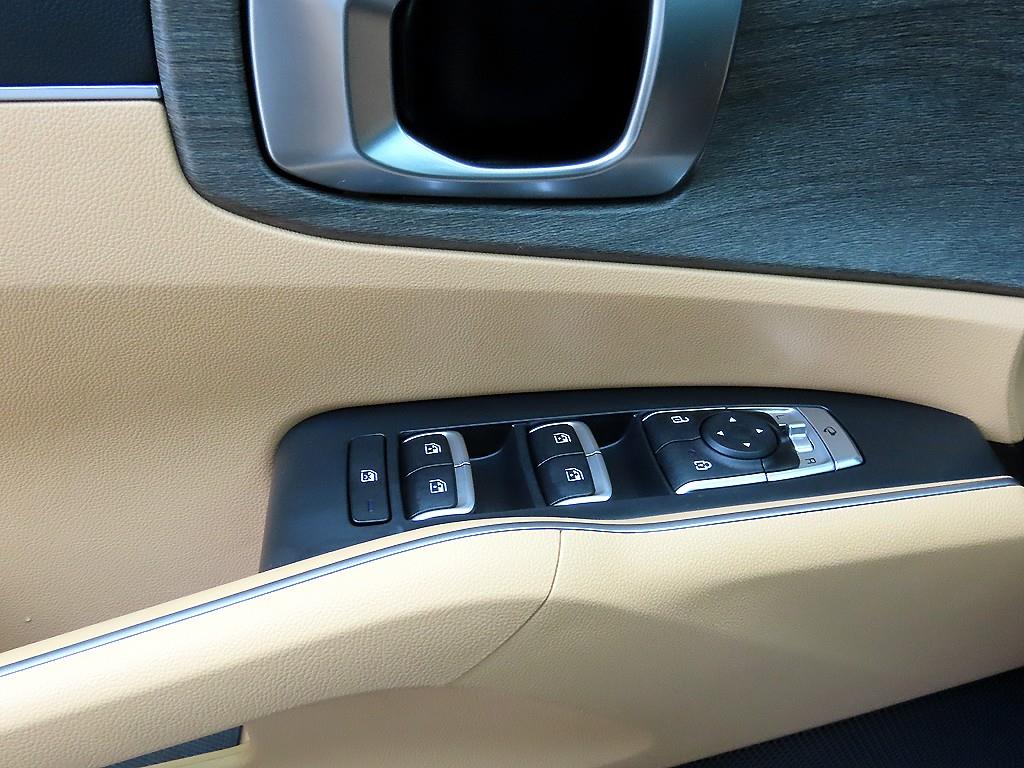 KIA Sorento - Vista 11