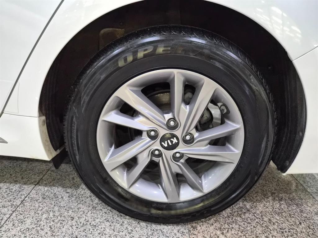 KIA K5 2019 Blanco - Importación desde Corea - HF Imports Iquique - Foto 18