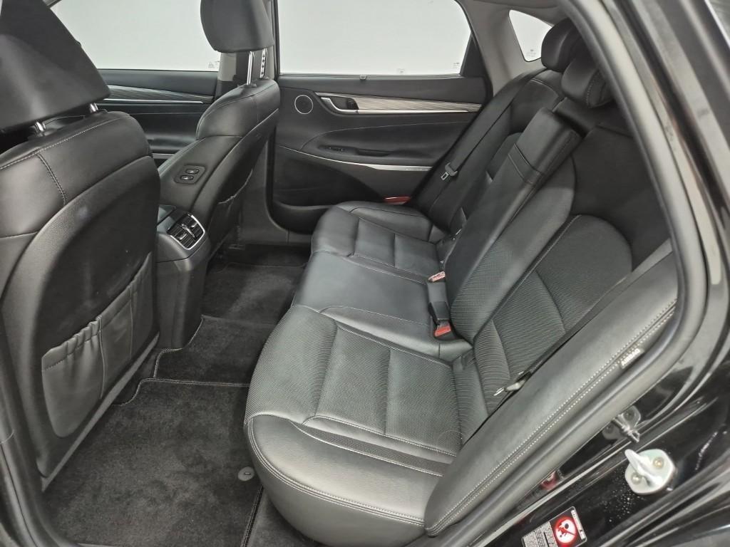 HYUNDAI Grandeur - Vista 12