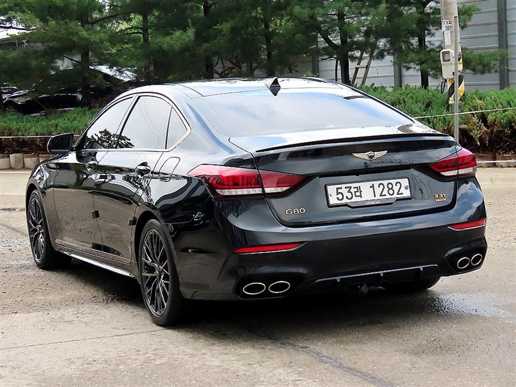 Genesis G80 - Vista 3