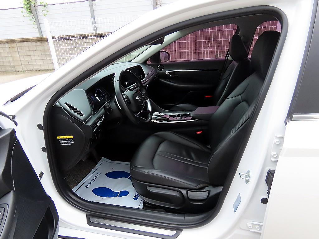 HYUNDAI Sonata - Vista 5